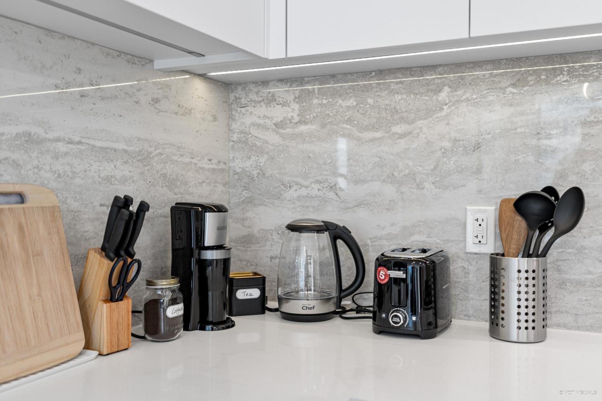 Center Brand New 1 Bedroom 4 Guests